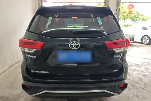 Toyota Highlander 2021, 51500 км, за 22609 USD