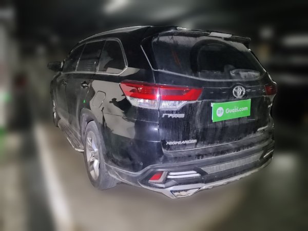 Toyota Highlander · 2021 год