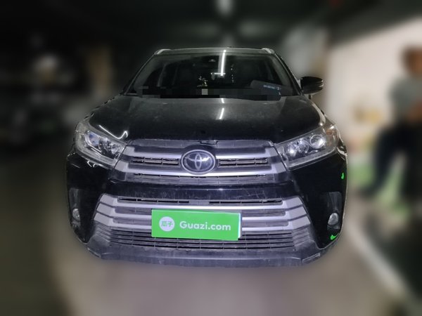 Toyota Highlander 2021, 70900 км, за 27632 USD