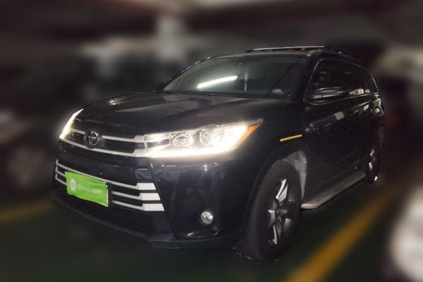 Toyota Highlander · 2021 год