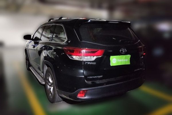 Toyota Highlander 2021, 88300 км, за 23355 USD