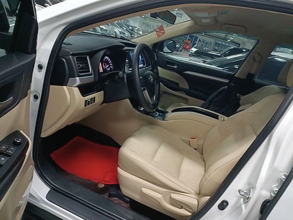 Toyota Highlander 2021, 66100 км, за 23107 USD - фото 19