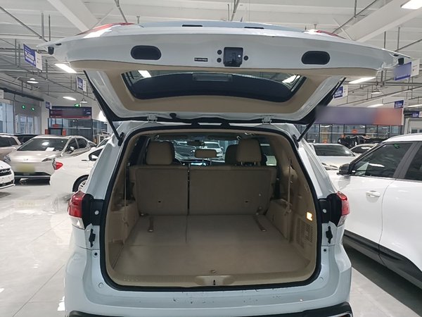 Toyota Highlander 2021, 66100 км, за 23107 USD - фото 22