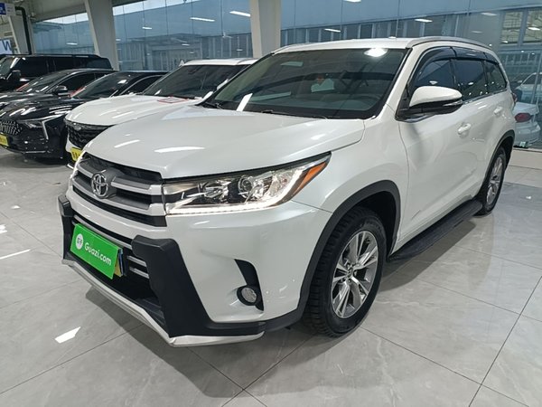 Toyota Highlander · 2021 год