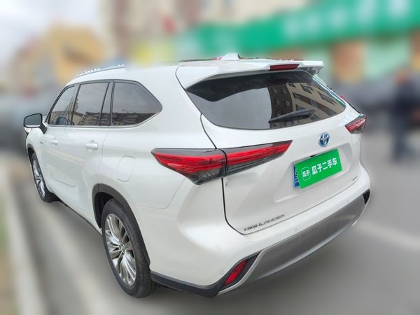 Toyota Highlander 2022, 50900 км, за 31552 USD