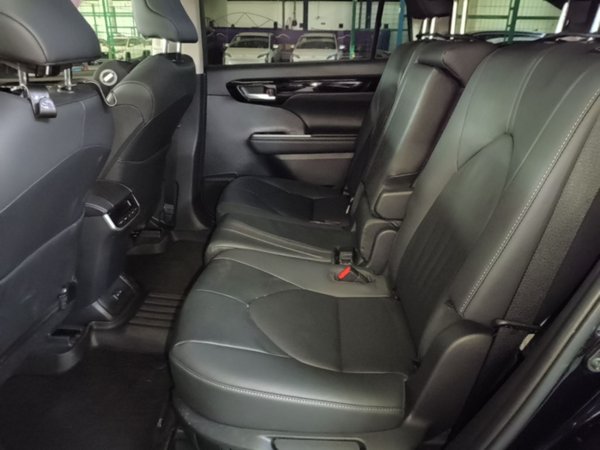 Toyota Highlander 2023, 25200 км, за 32753 USD - фото 20
