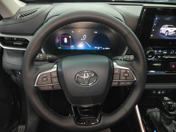 Toyota Highlander 2024, 25600 км, за 32511 USD - фото 15