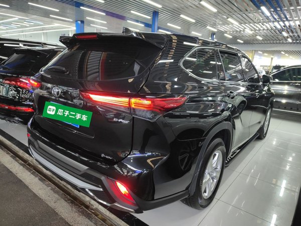 Toyota Highlander 2024, 25600 км, за 32511 USD - фото 8