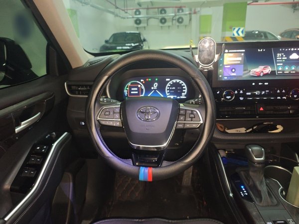 Toyota Highlander 2024, 11700 км, за 33494 USD - фото 11