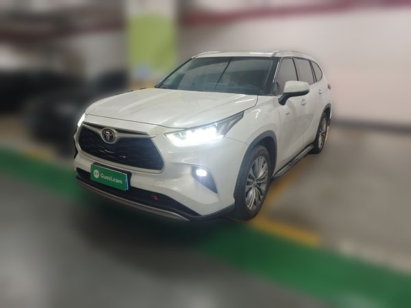 Toyota Highlander · 2024 год