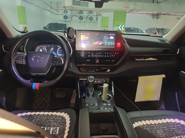 Toyota Highlander 2024, 11700 км, за 33494 USD - фото 10