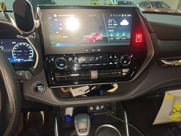 Toyota Highlander 2024, 11700 км, за 33494 USD - фото 14