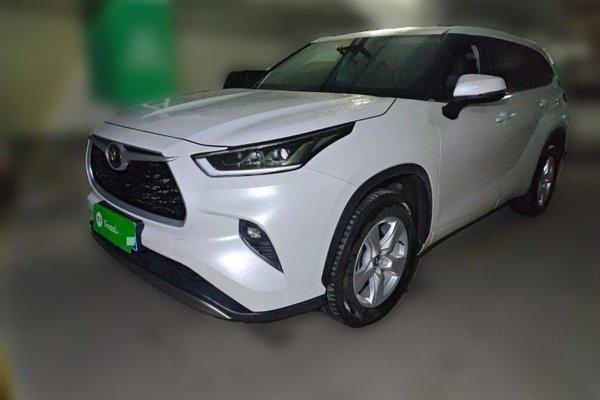 Toyota Highlander · 2026 год