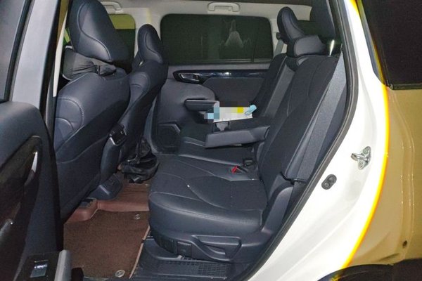 Toyota Highlander 2026, 10100 км, за 32402 USD - фото 17