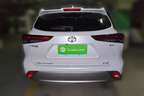 Toyota Highlander 2026, 10100 км, за 32402 USD