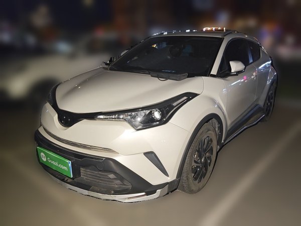 Toyota IZOA · 2020 год