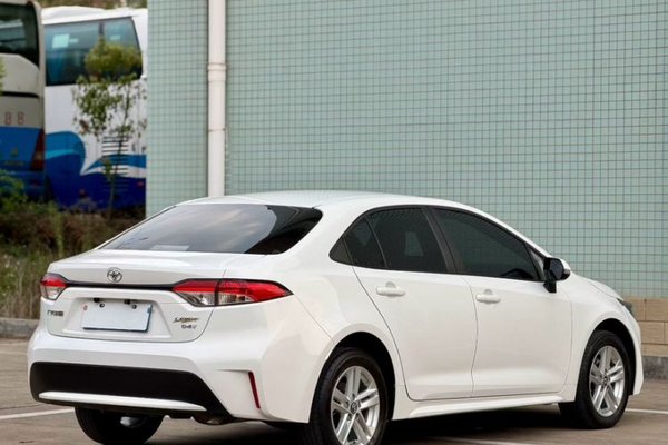 Toyota Levin 2021, 43200 км, за 10559 USD