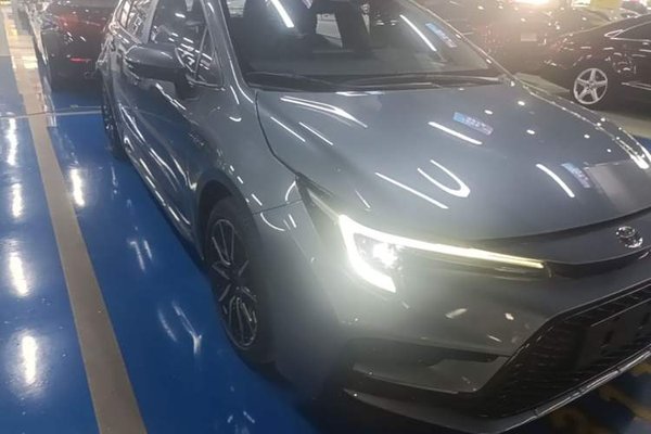 Toyota Levin 2023, 21000 км, за 13611 USD