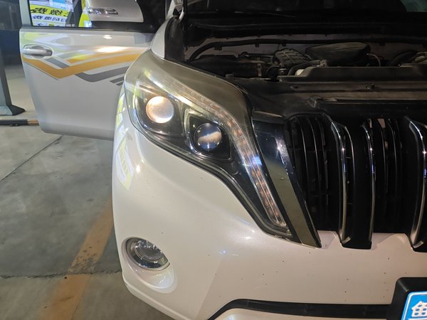 Toyota Prado 2016, 115000 км, за 31635 USD - фото 8