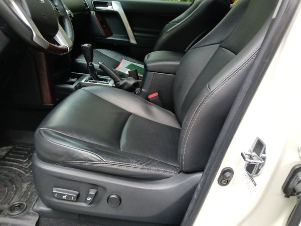 Toyota Prado 2016, 35200 км, за 43710 USD - фото 12