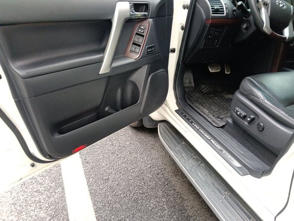 Toyota Prado 2016, 35200 км, за 43710 USD - фото 13