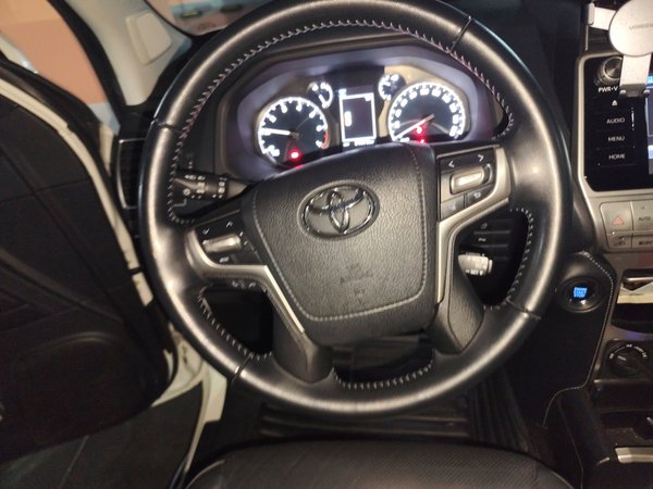 Toyota Prado 2018, 54900 км, за 57312 USD - фото 16