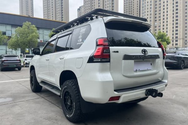 Toyota Prado 2018, за 53336 USD - фото 16
