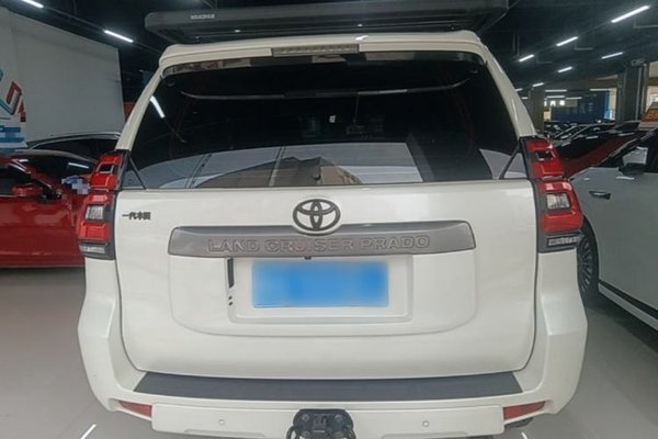 Toyota Prado 2018, за 53336 USD