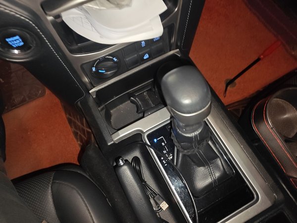 Toyota Land Cruiser Prado 2019, 76800 км, за 58751 USD - фото 15