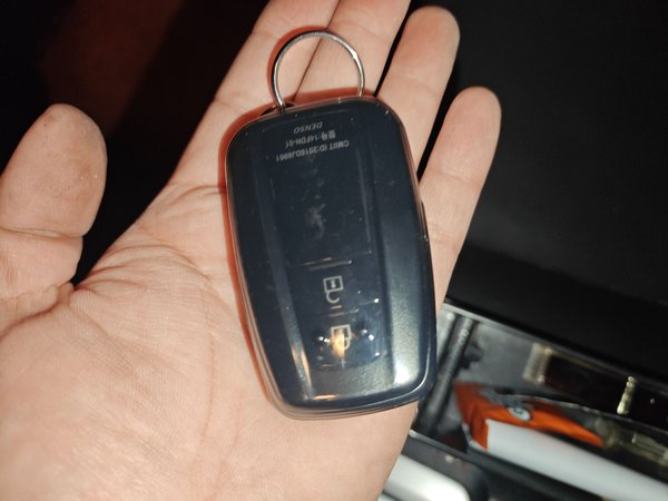 Toyota Land Cruiser Prado 2019, 76800 км, за 58751 USD - фото 9