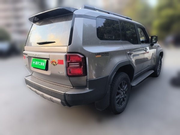 Toyota Prado 2024, 33100 км, за 64800 USD - фото 8