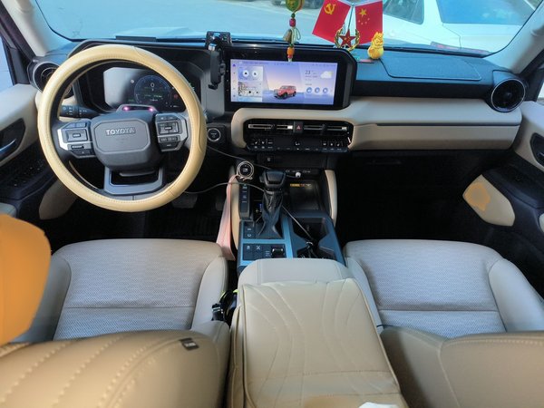 Toyota Prado 2024, 33100 км, за 64800 USD - фото 12