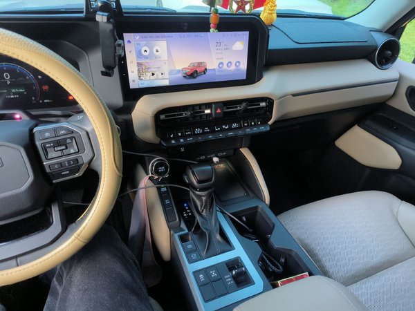 Toyota Prado 2024, 33100 км, за 64800 USD - фото 11