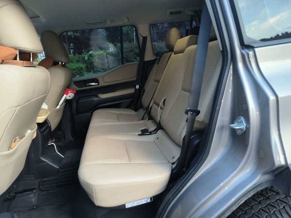 Toyota Prado 2024, 33100 км, за 64800 USD - фото 19