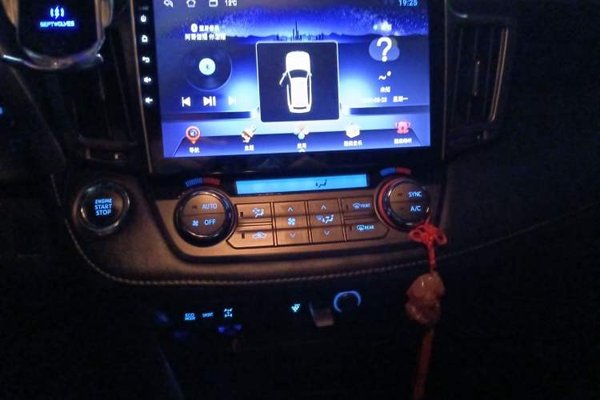 Toyota RAV4 2013, 133400 км, за 9695 USD - фото 12
