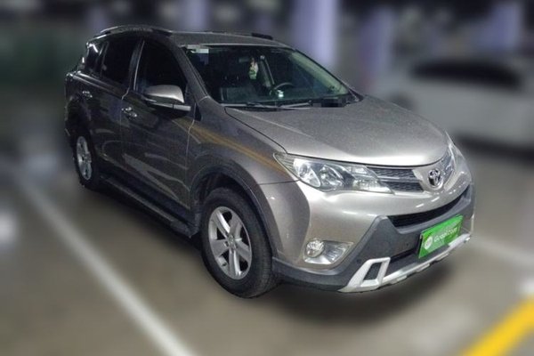 Toyota RAV4 2013, 133400 км, за 9695 USD
