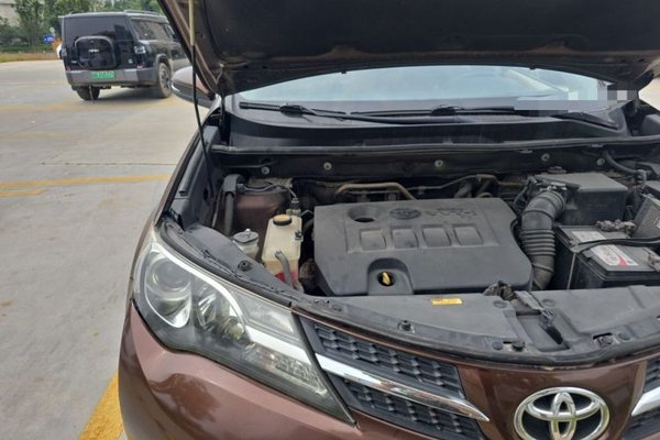 Toyota RAV4 2015, 101700 км, за 7310 USD - фото 23