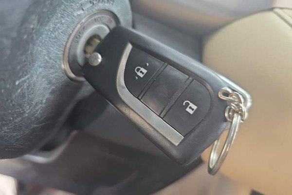 Toyota RAV4 2015, 101700 км, за 7310 USD - фото 20