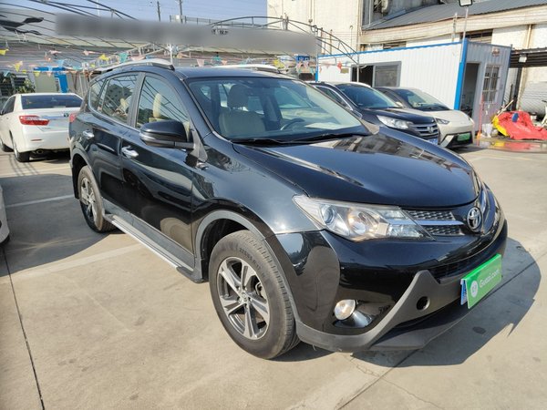 Toyota RAV4 2015, 125100 км, за 9718 USD