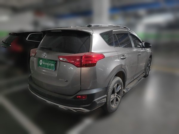 Toyota RAV4 2015, 94600 км, за 8568 USD