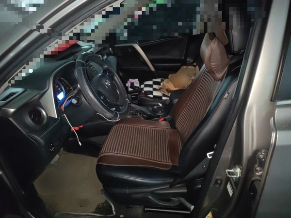 Toyota RAV4 2015, 94600 км, за 8568 USD - фото 11