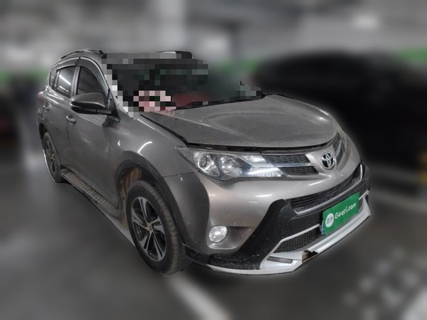 Toyota RAV4 · 2015 год