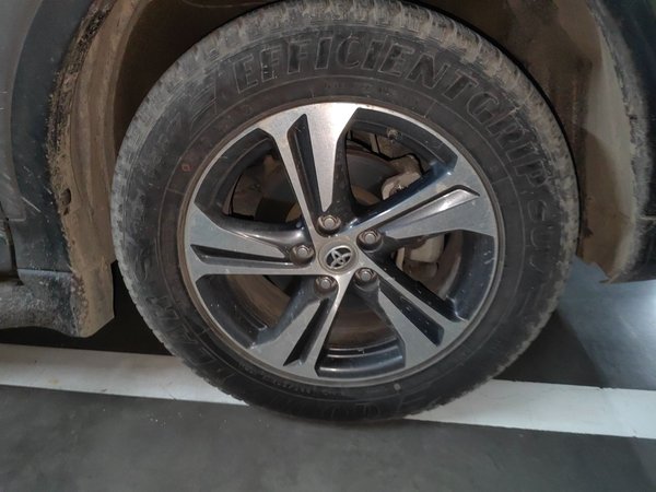 Toyota RAV4 2015, 94600 км, за 8568 USD - фото 8