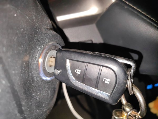 Toyota RAV4 2015, 94600 км, за 8568 USD - фото 12