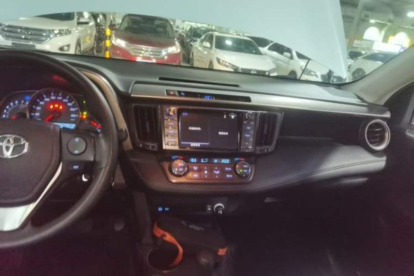 Toyota RAV4 2015, 136900 км, за 10567 USD - фото 16
