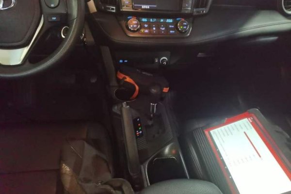 Toyota RAV4 2015, 136900 км, за 10567 USD - фото 17