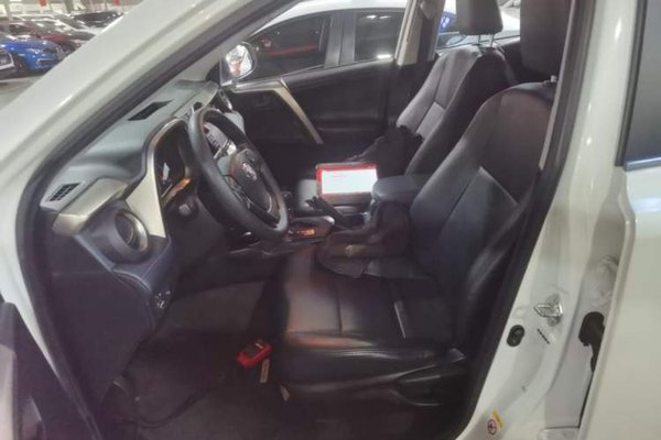 Toyota RAV4 2015, 136900 км, за 10567 USD - фото 18