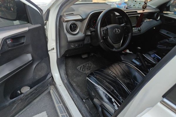 Toyota RAV4 2015, 147600 км, за 6818 USD - фото 16