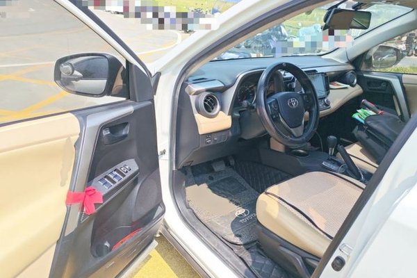 Toyota RAV4 2015, 159400 км, за 6838 USD - фото 17