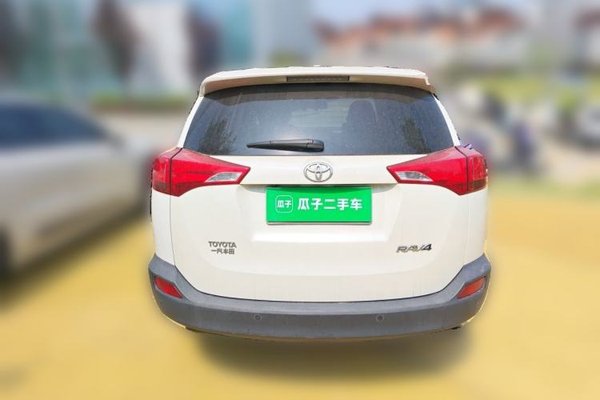 Toyota RAV4 2015, 159400 км, за 6838 USD
